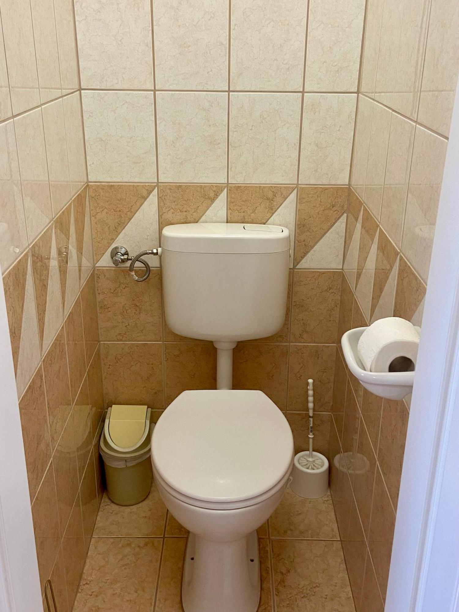 Hajnal Vendeghaz Apartment Hajduszoboszlo Bagian luar foto
